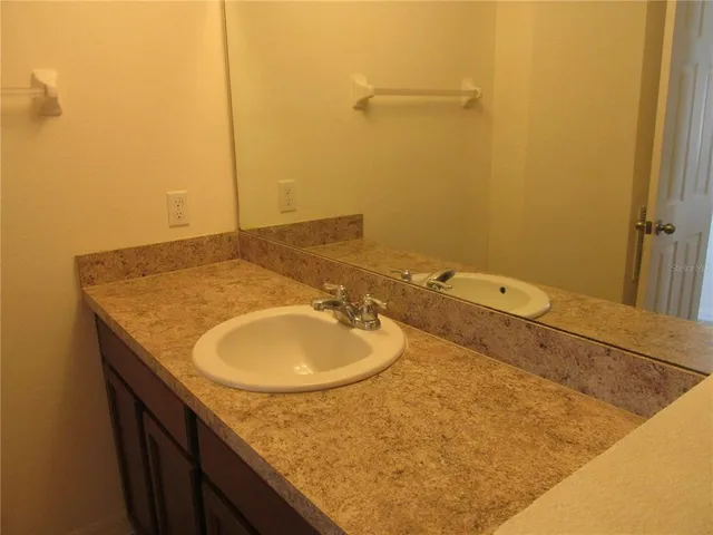 $2,195 | 1123 Honey Blossom Drive, Orlando, FL 32824