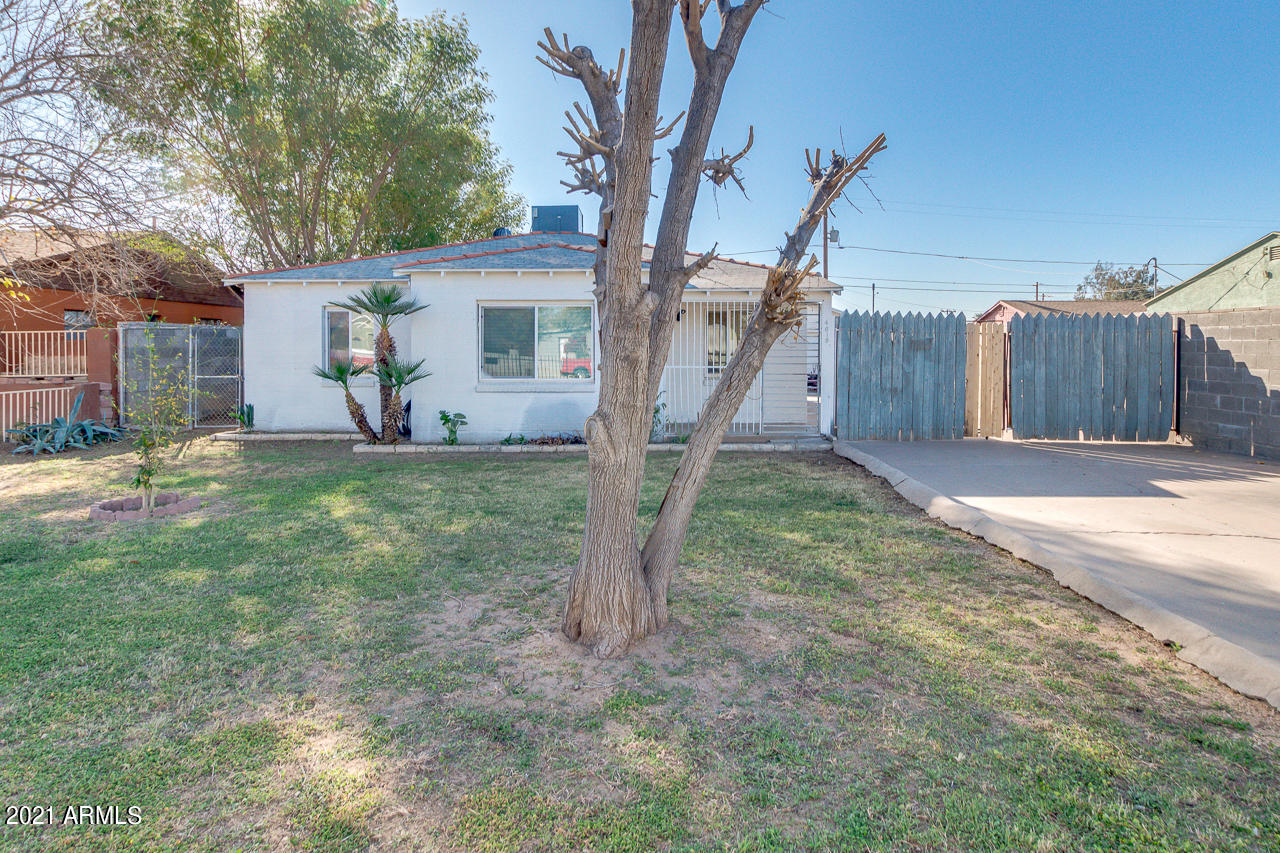 4019 West Almeria Road Phoenix, AZ 85009 - Photo 2 of 38 01-Almeria