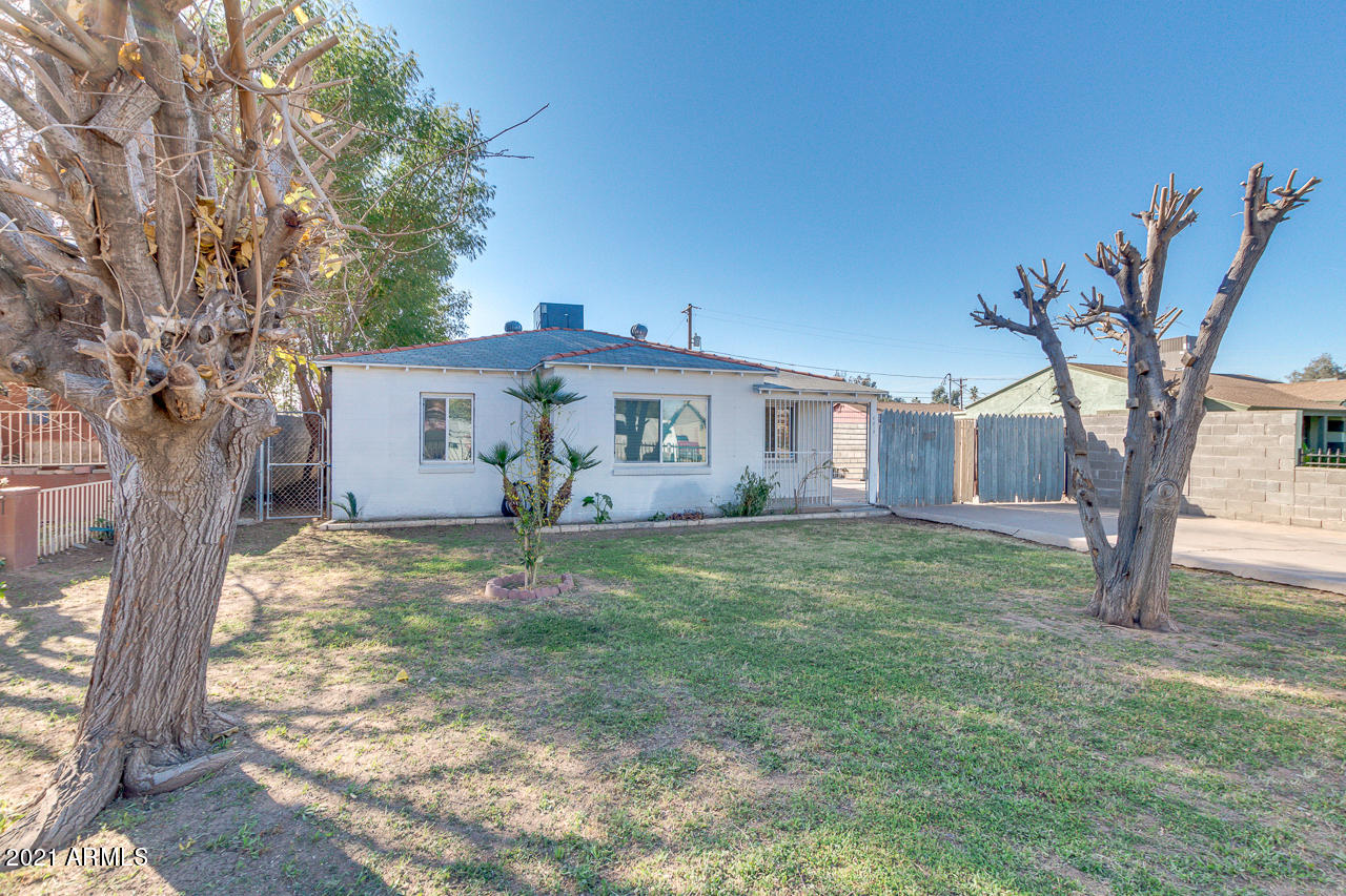 4019 West Almeria Road Phoenix, AZ 85009 - Photo 4 of 38 03-Almeria