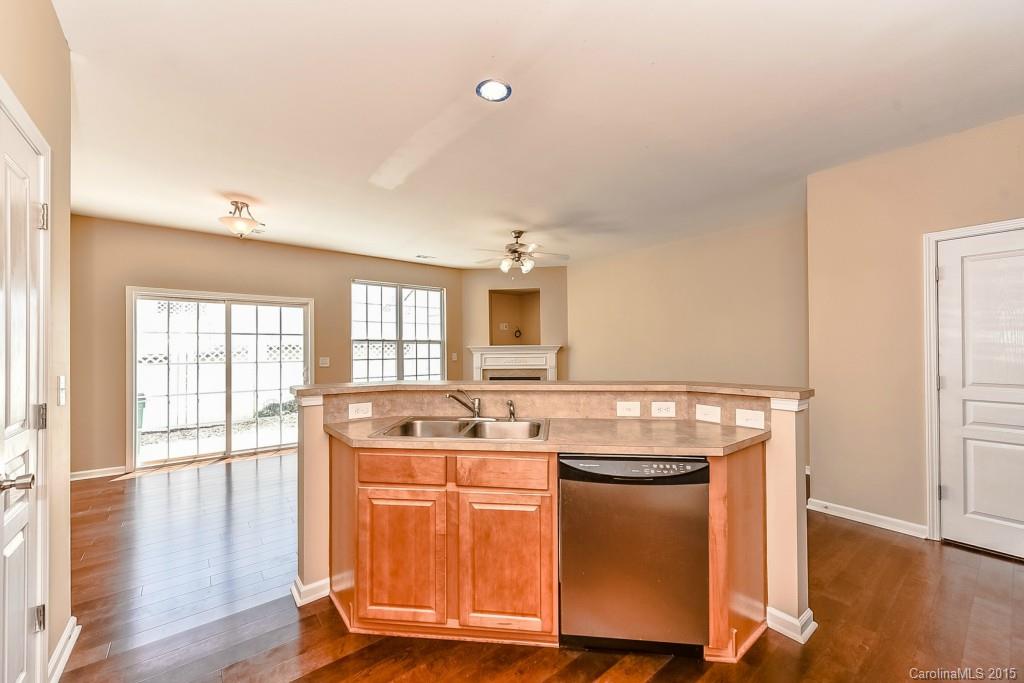 829 Gentlewinds Court, Unit 121 Fort Mill, SC 29708 - Photo 8 of 19