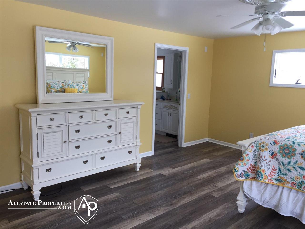 1226 Pointe Labarbe Road St. Ignace, MI 49781 - Photo 5 of 16 50050791-4.JPG