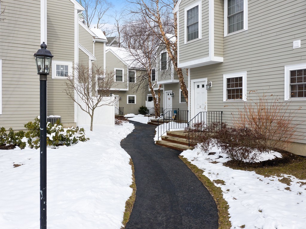 11 Brookside Road, Unit 8 Braintree, MA 02184 - Photo 7 of 26 Gallery Image 7