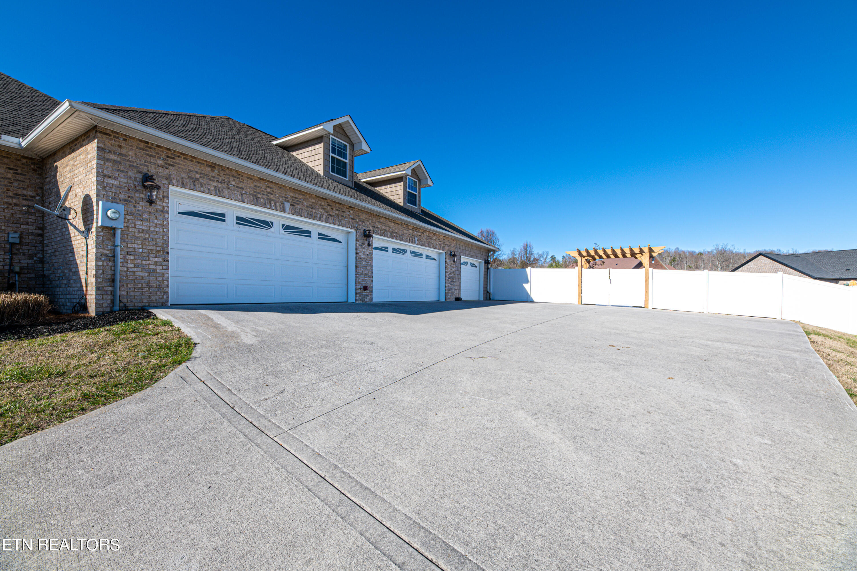7413 Ridge Haven Court Corryton, TN 37721 - Photo 6 of 55 7413 Ridge Haven Ct-3