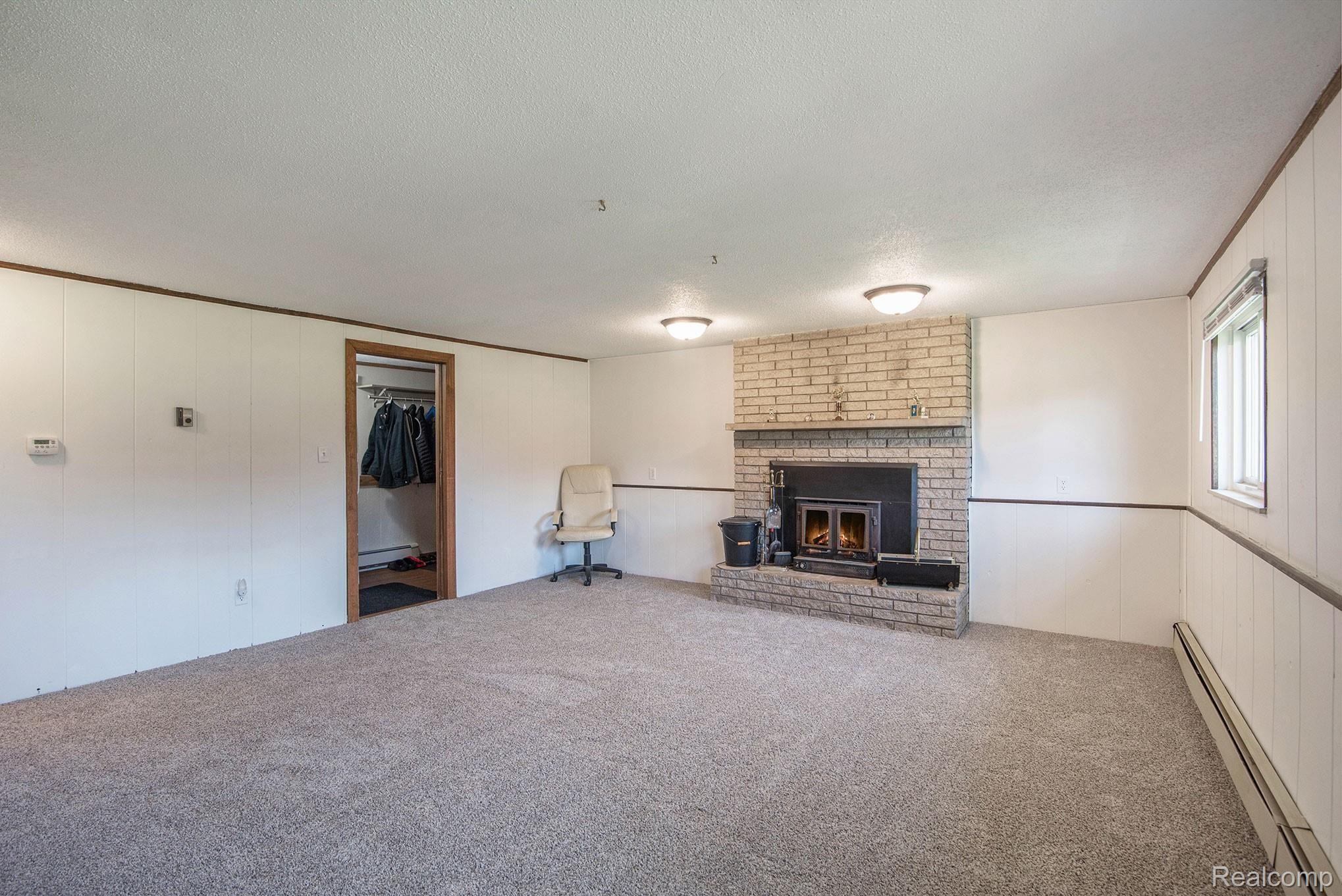 2410 Wixom Road Commerce Township, MI 48382 - Photo 17 of 25 DSC_6856.jpg
