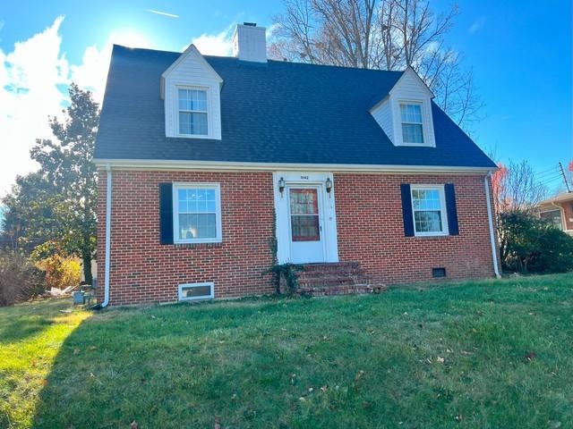 1042 Lyndhurst Road Waynesboro, VA 22980 - Photo 2 of 25 Gallery Image 2