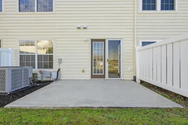 $195,000 | 800 Majestic Drive, Crestview, FL 32536