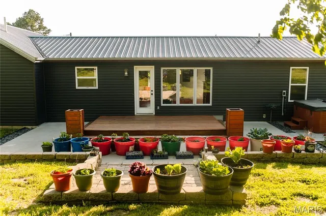 $328,000 | 14420 County Road 8050, Rolla, MO 65401