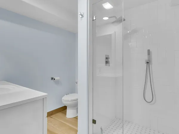$2,850 | 2112 North Sawyer Avenue, Unit I, Chicago, IL 60647