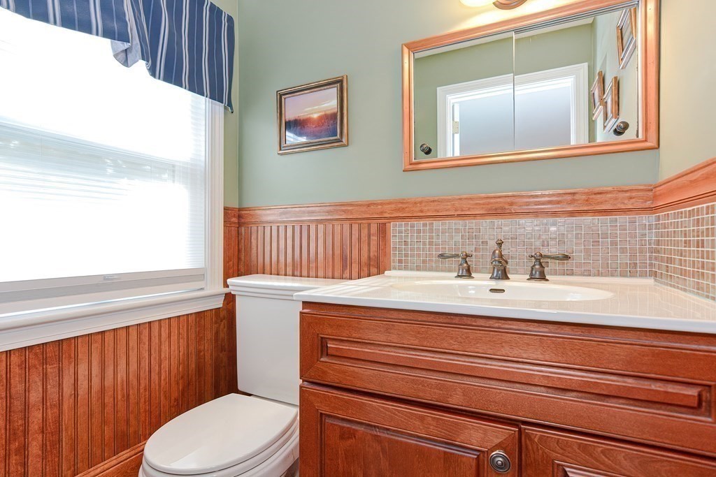 8 Tamarack Road Medfield, MA 02052 - Photo 24 of 34 Gallery Image 24