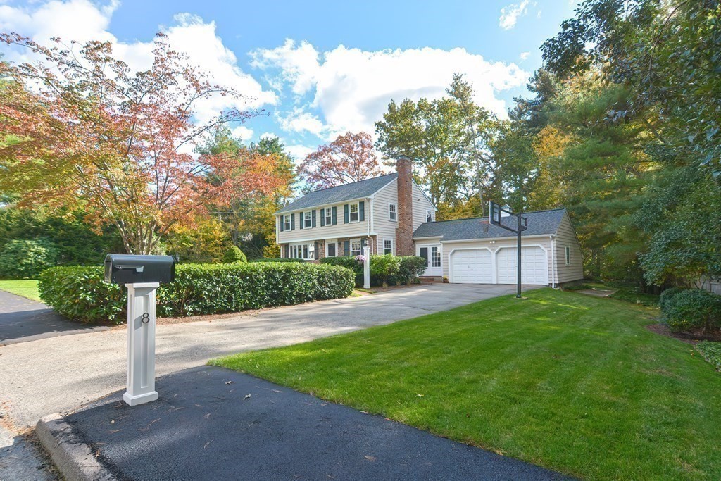 8 Tamarack Road Medfield, MA 02052 - Photo 3 of 34 Gallery Image 3