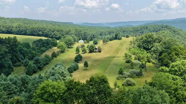 $450,000 | 1227 Keister Road, Frankford, WV 24938