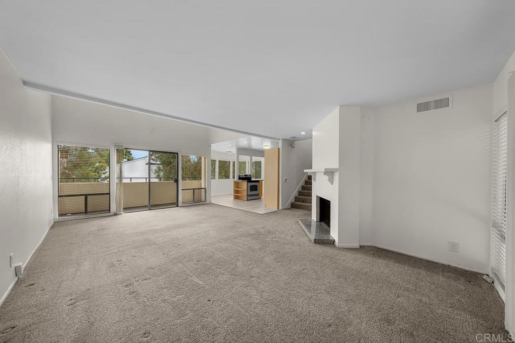 7302 Alicante Road, Unit 3 Carlsbad, CA 92009 - Photo 16 of 47