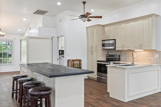 $475,000 | 12596 Shannondale Drive, Fort Myers, FL 33913