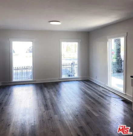 $2,795 | 5528 Franklin Avenue, Los Angeles, CA 90028