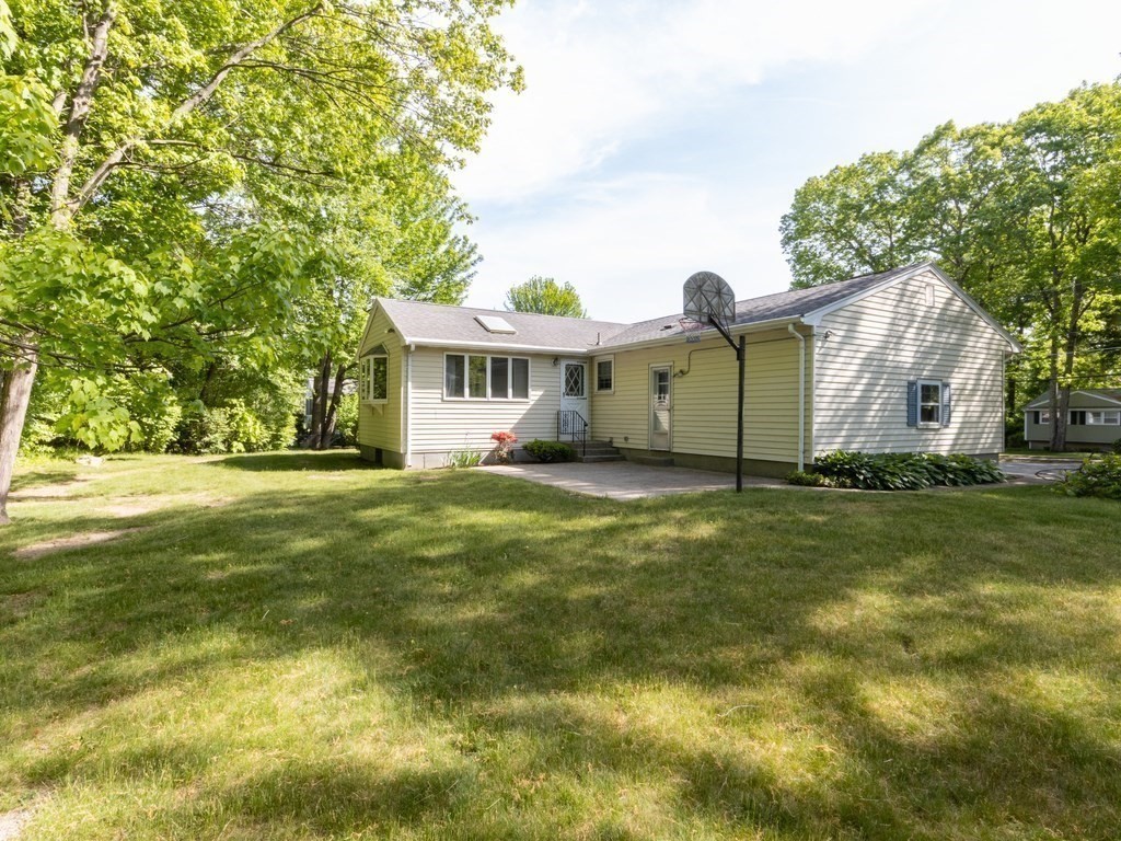 15 Harrow Road Norwood, MA 02062 - Photo 30 of 35 Gallery Image 30