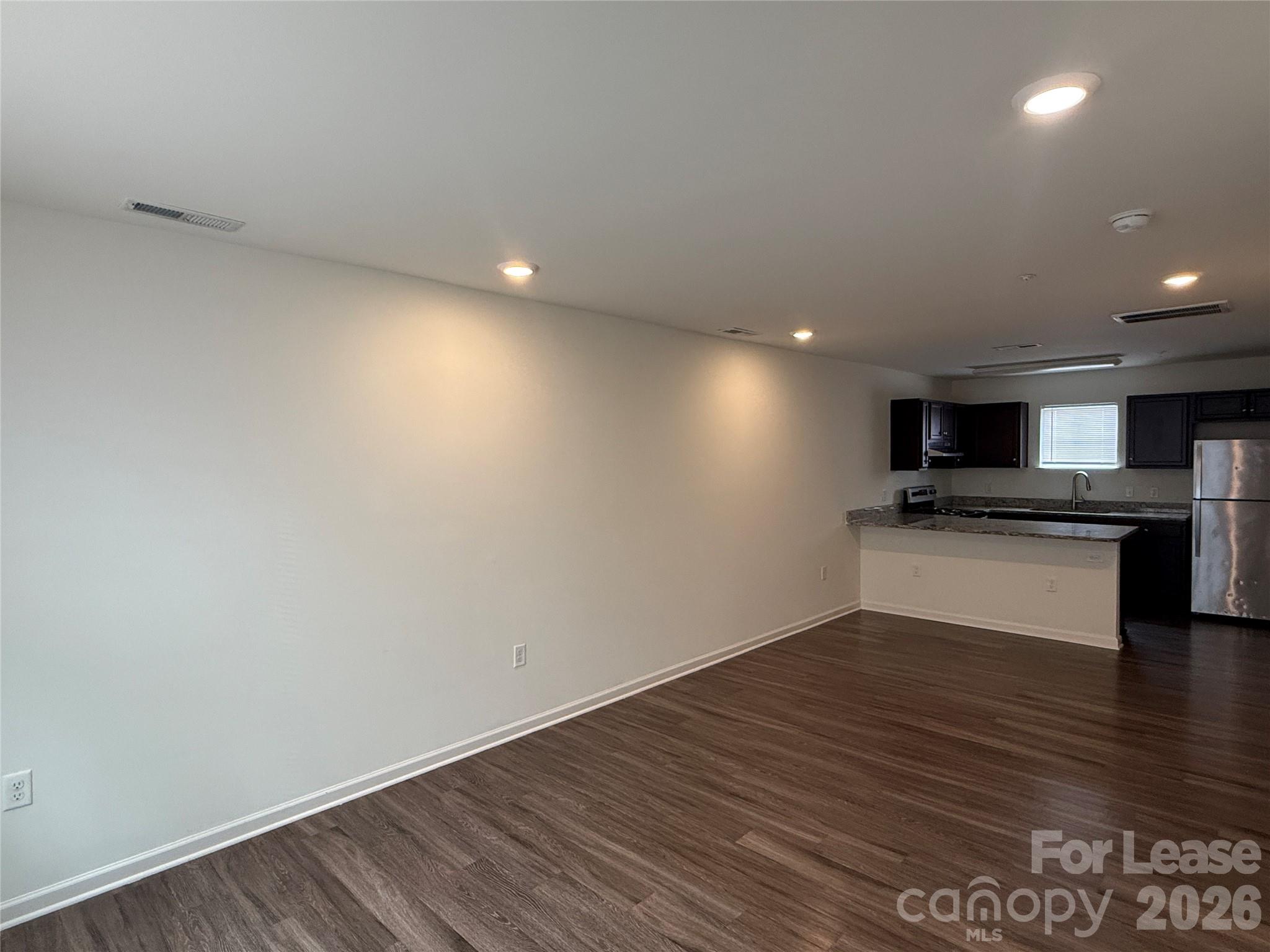 2021 Oakdale Road, Unit M Charlotte, NC 28216 - Photo 2 of 10 Gallery Image 2