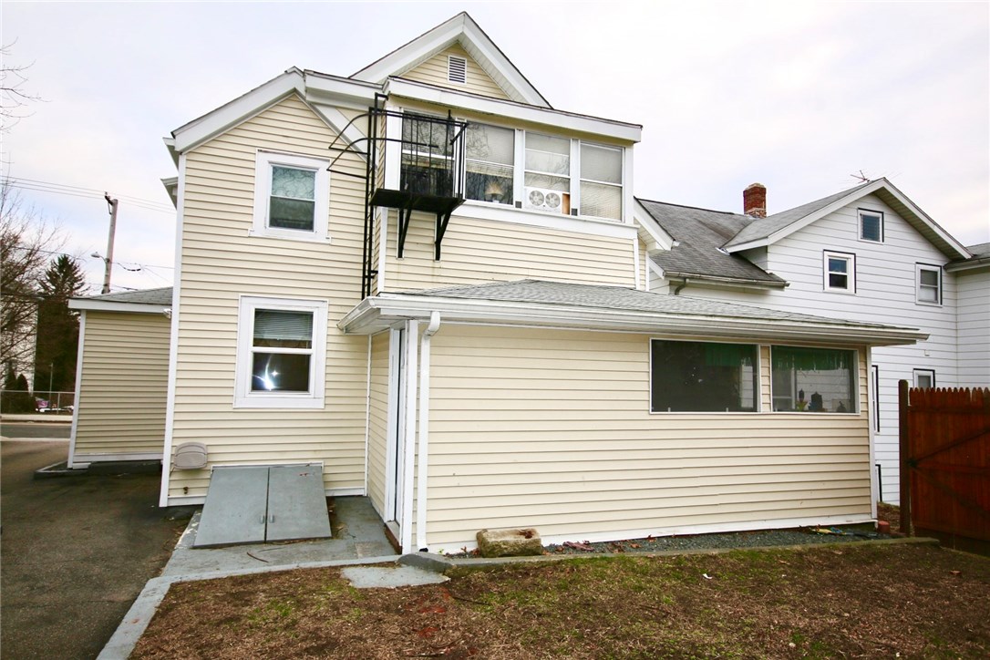 580 Diamond Hill Road Woonsocket, RI 02895 - Photo 5 of 22