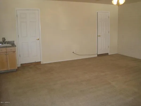 $2,825 | 718 East Manhatton Drive, Tempe, AZ 85282