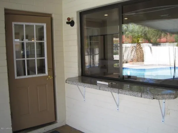 $2,825 | 718 East Manhatton Drive, Tempe, AZ 85282