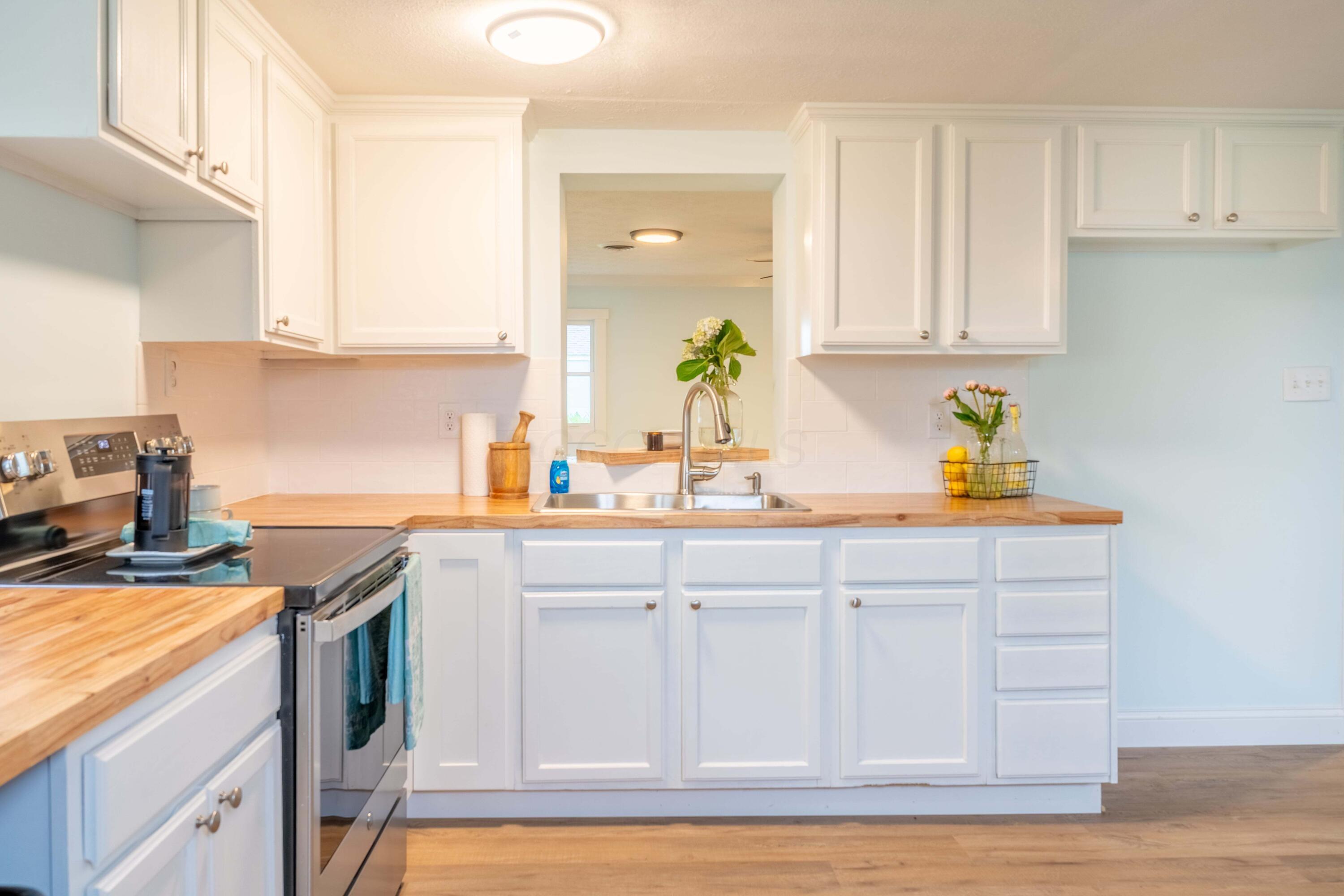 2535 Gooding Road Marion, OH 43302 - Photo 7 of 21 Kitchen