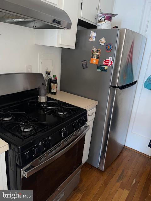 2040-2040 Belmont Road Northwest, Unit 423 Washington, DC 20009 - Photo 12 of 18 a close view of stove top oven
