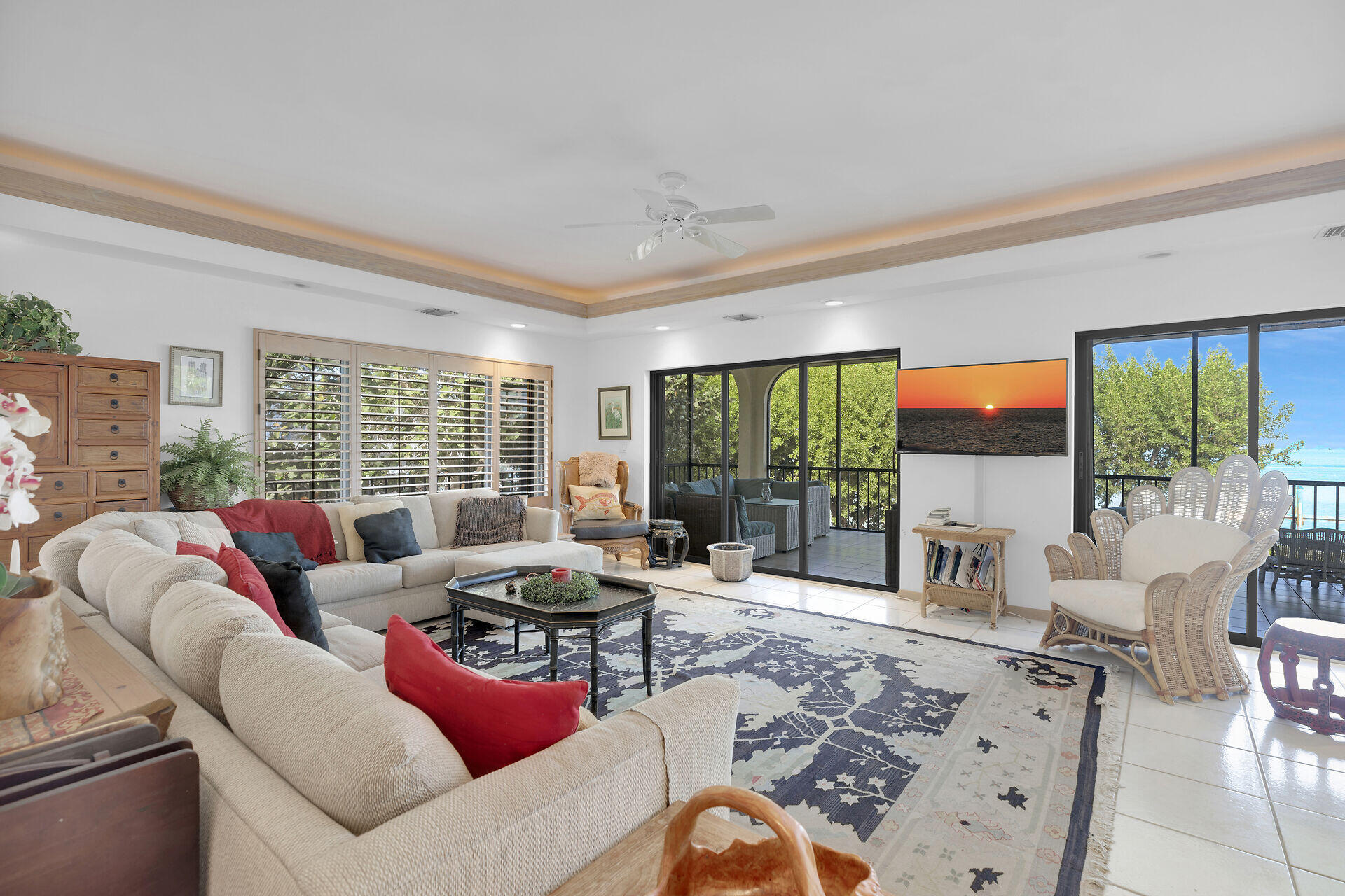112 Bimini Drive Duck Key, FL 33050 - Photo 16 of 36 112-Bimini-Drive-living-room--