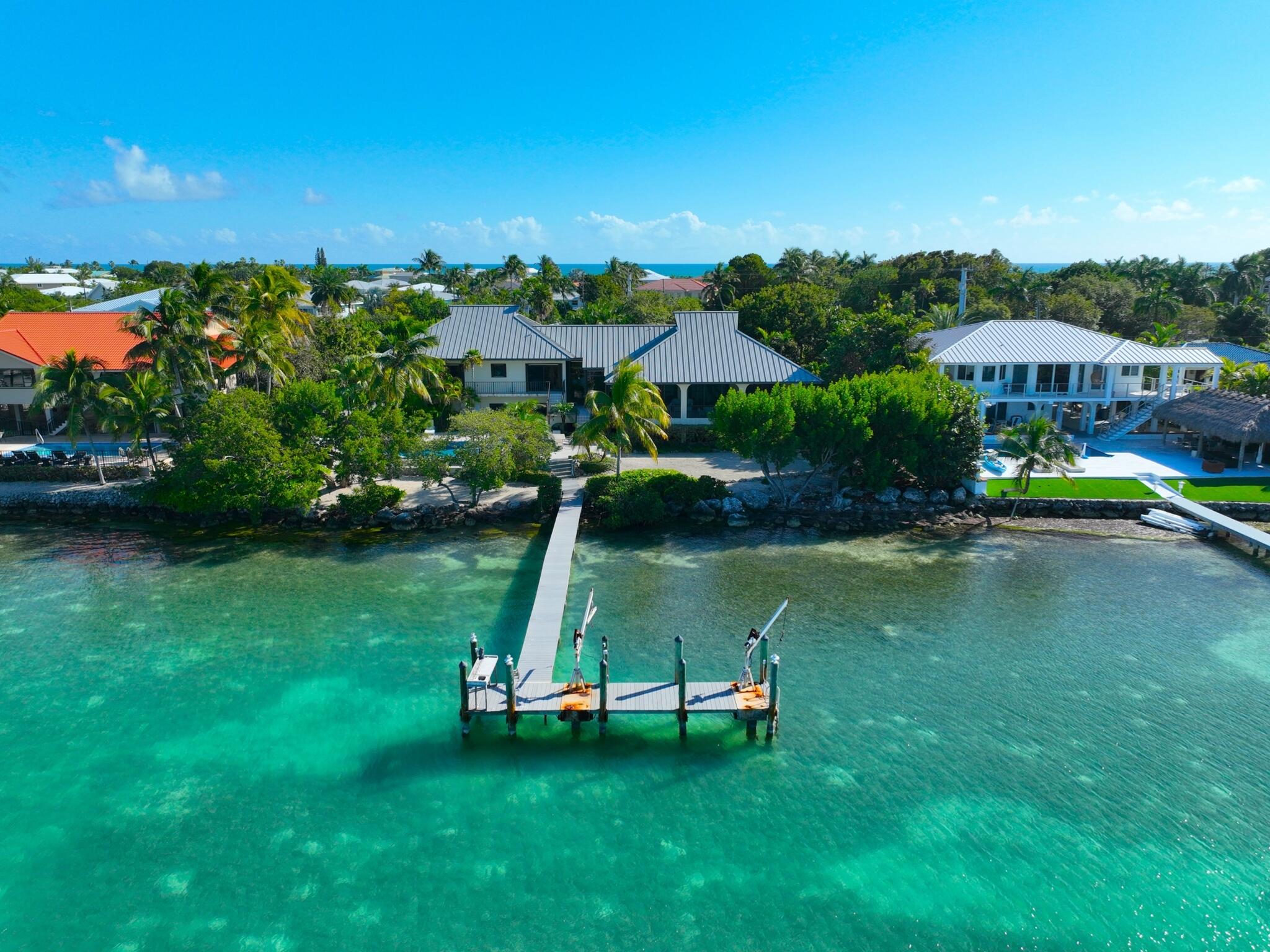 112 Bimini Drive Duck Key, FL 33050 - Photo 5 of 36 112-Bimini-Drive-dock--
