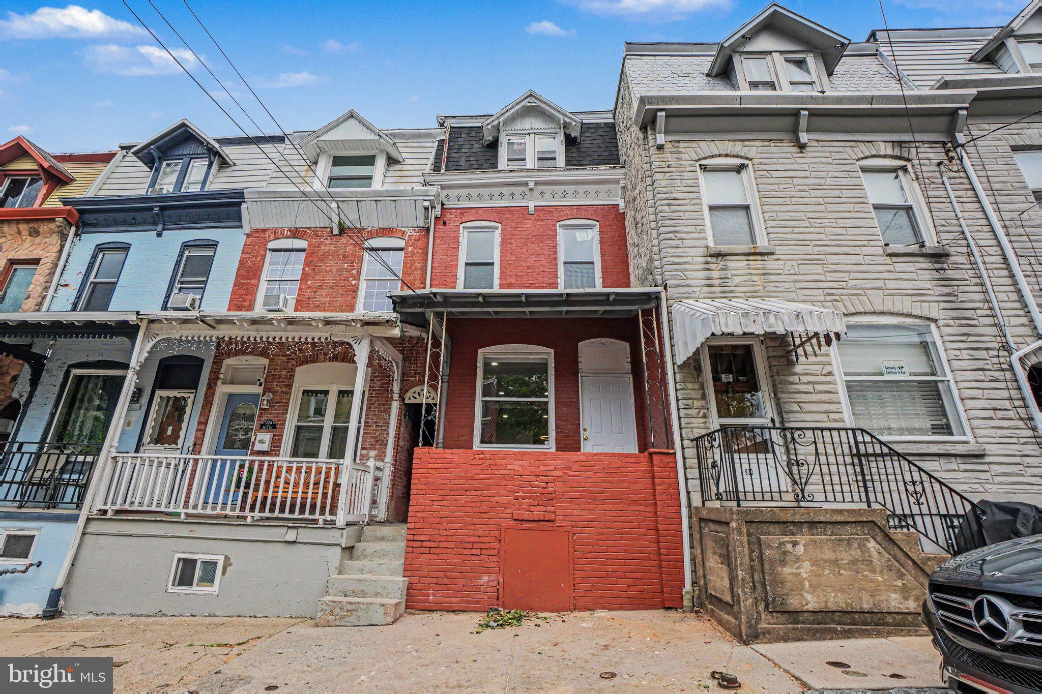 928 Rose Street Reading, PA 19601 - Photo 1 of 22