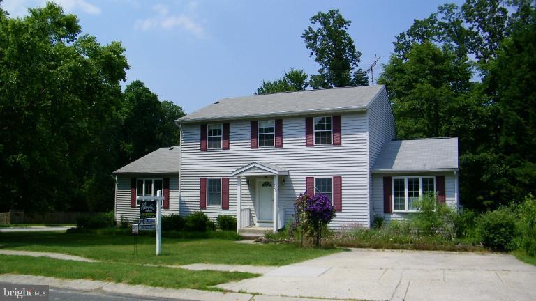822 Dividing Road Severna Park, MD 21146 - Photo 1 of 30 Welcome to water privileged Manhattan Beach