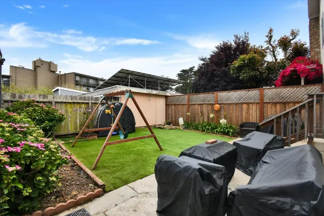 a view of entryway with stairs