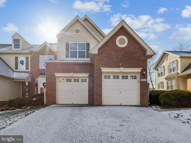$3,800 | 43605 Dunhill Cup Square, Ashburn, VA 20147
