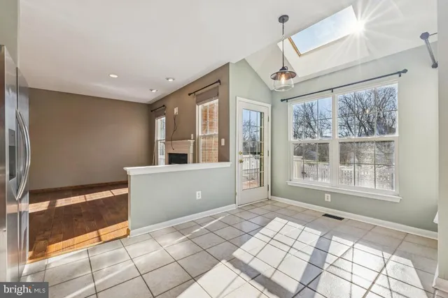 $3,800 | 43605 Dunhill Cup Square, Ashburn, VA 20147