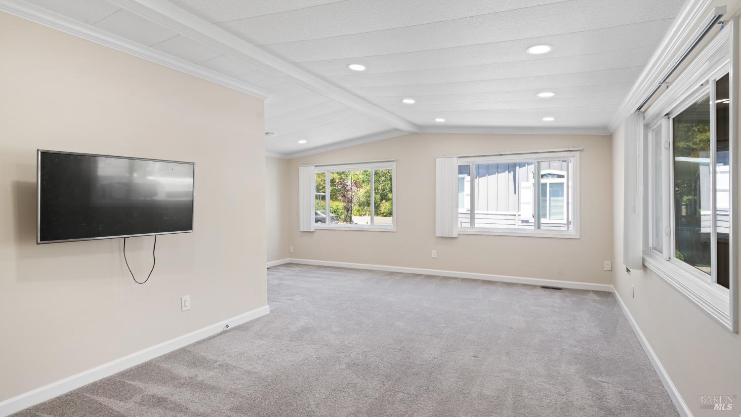 108 Cardinal Way Santa Rosa, CA 95409 - Photo 10 of 33