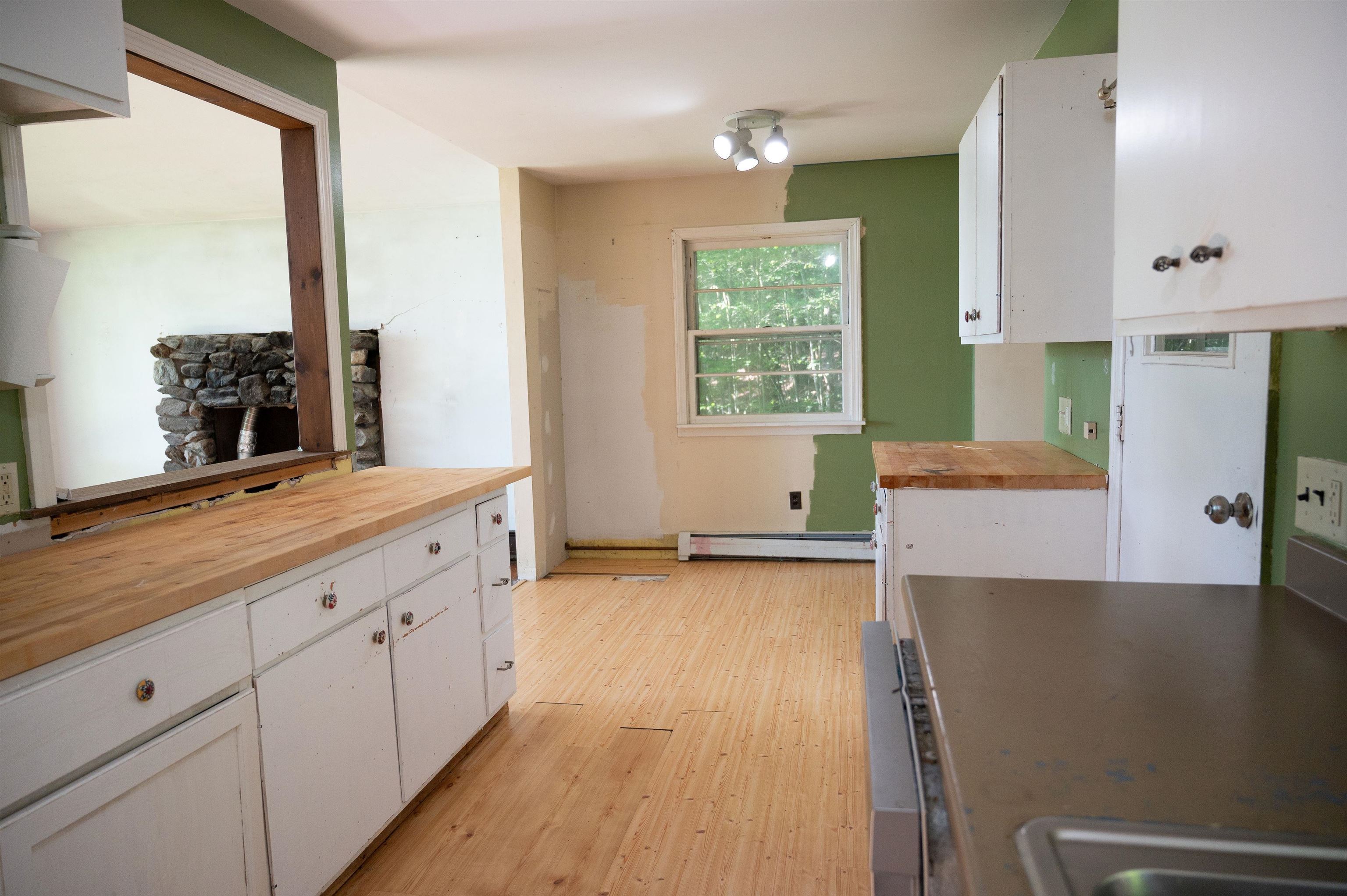165 Dutton Farm Road Springfield, VT 05156 - Photo 7 of 23