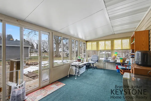 $400,000 | 7384 Rezen Drive Northeast, Rockford, MI 49341