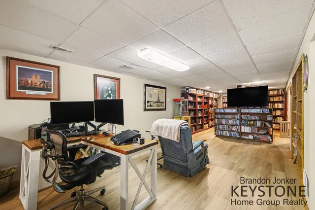 $400,000 | 7384 Rezen Drive Northeast, Rockford, MI 49341