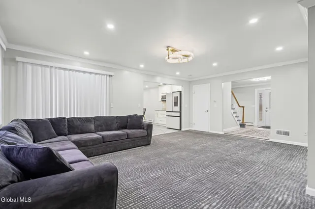 $549,900 | 798 Downing Street, Niskayuna, NY 12309