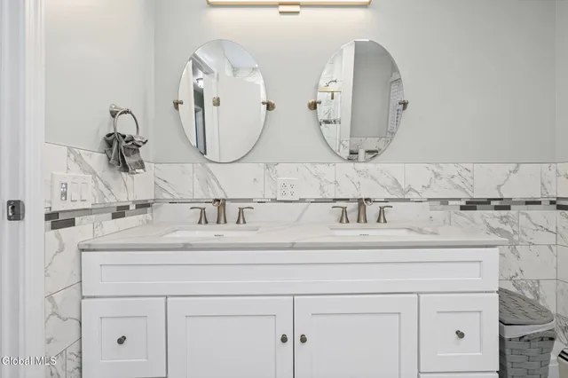 $549,900 | 798 Downing Street, Niskayuna, NY 12309