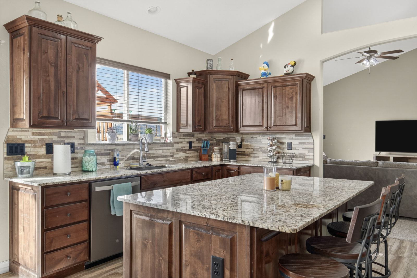302 Springfield Parkway Spring Creek, NV 89815 - Photo 11 of 29 Gallery Image 11