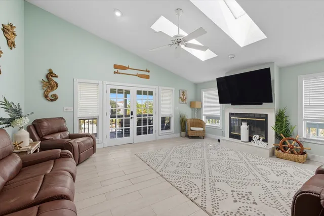 $810,000 | 40 Royster Drive, Crawfordville, FL 32327