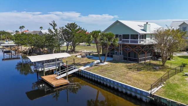 $810,000 | 40 Royster Drive, Crawfordville, FL 32327