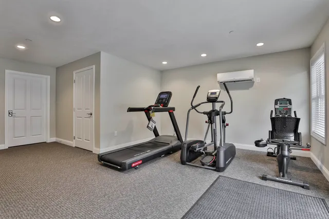 $319,900 | 3 Abby Lane, Unit 2, Milford, NH 03055