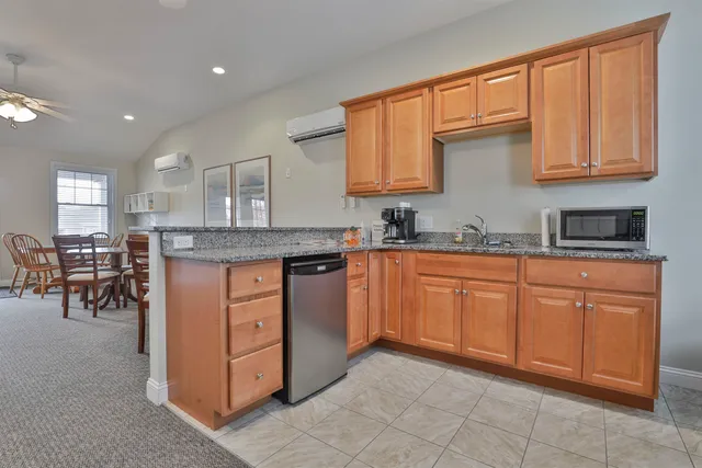 $319,900 | 3 Abby Lane, Unit 2, Milford, NH 03055