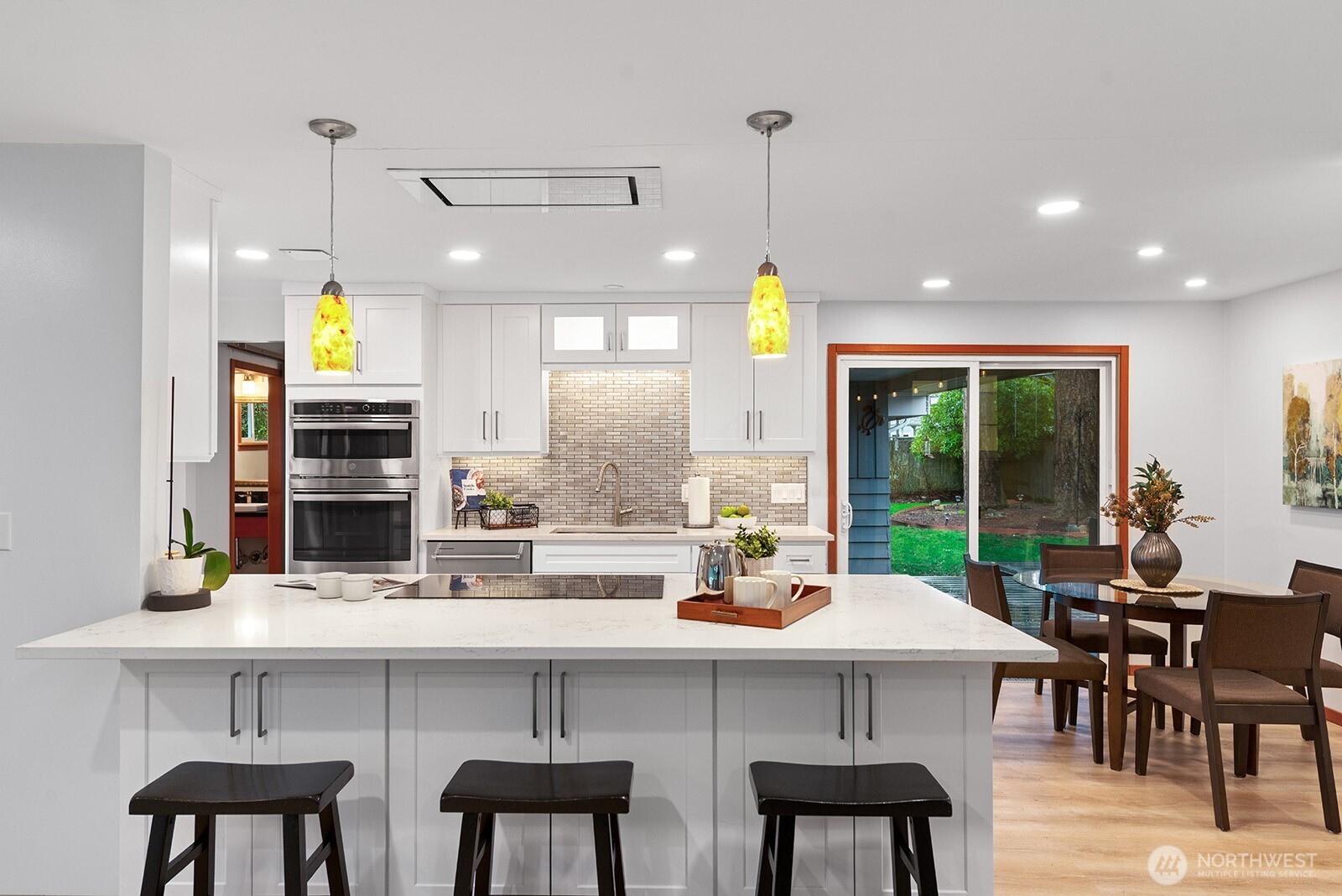 4902 Northeast 7th Place Renton, WA 98059 - Photo 4 of 27