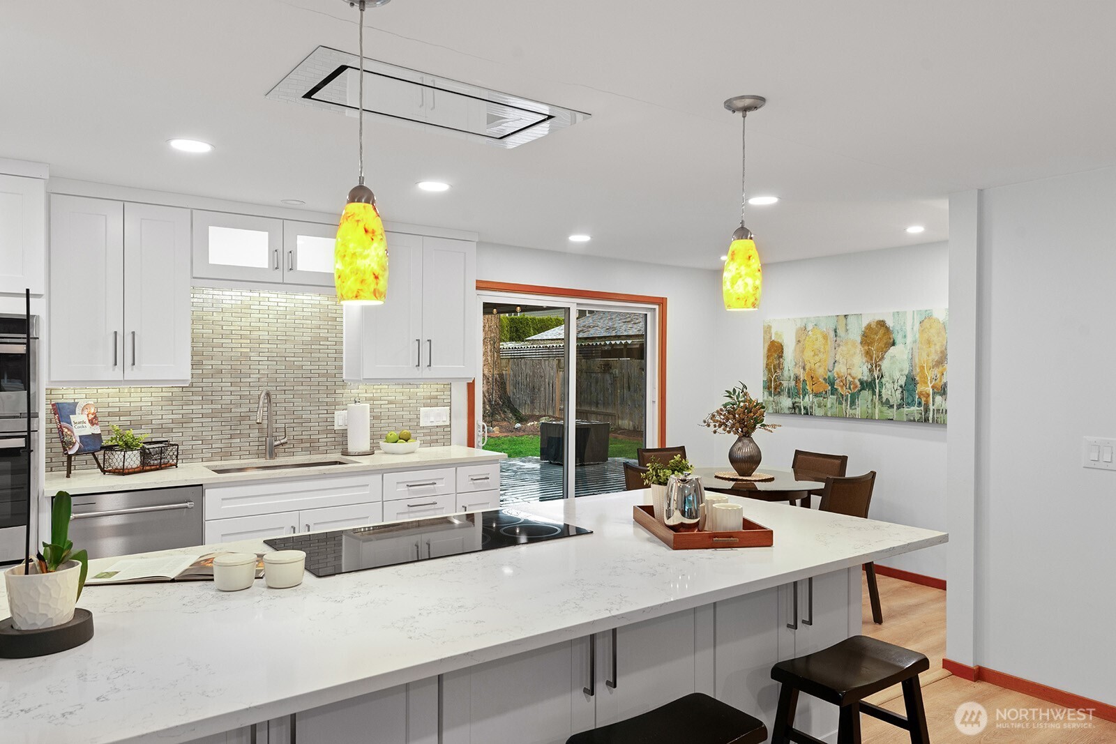 4902 Northeast 7th Place Renton, WA 98059 - Photo 6 of 27