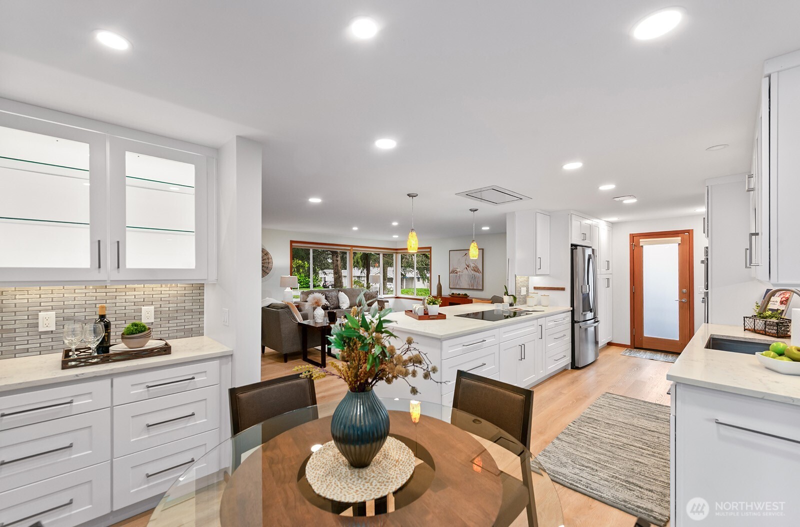 4902 Northeast 7th Place Renton, WA 98059 - Photo 8 of 27