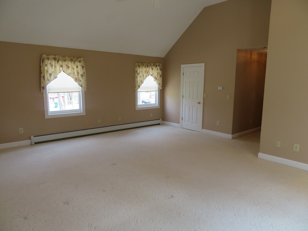 442 South Gulf Road Belchertown, MA 01007 - Photo 12 of 29 Gallery Image 12