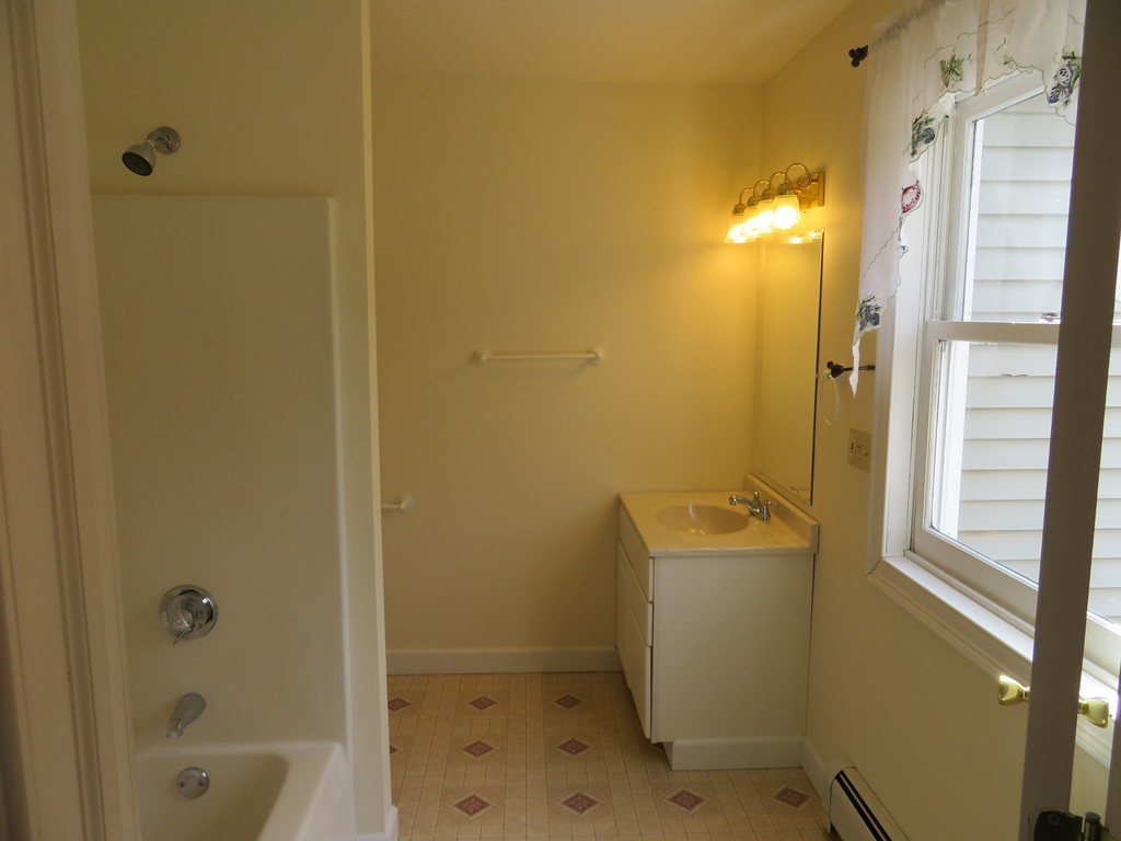 442 South Gulf Road Belchertown, MA 01007 - Photo 13 of 29 Gallery Image 13