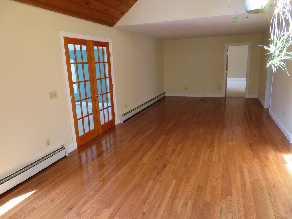 442 South Gulf Road Belchertown, MA 01007 - Photo 7 of 29 Gallery Image 7