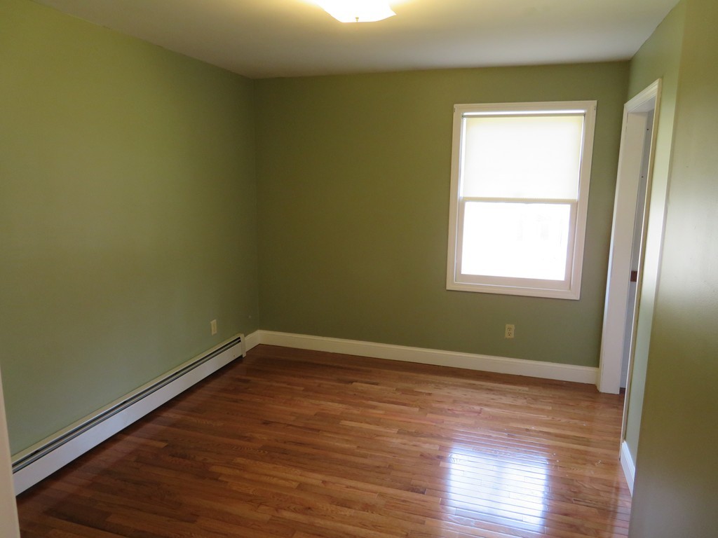 442 South Gulf Road Belchertown, MA 01007 - Photo 9 of 29 Gallery Image 9